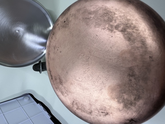 1.5qt Revere Ware Pot-- Copper Bottom with Lid - Picture 14 of 16